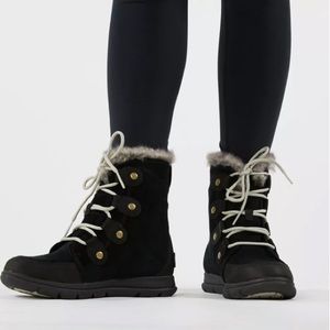 sorel explorer joan, black boots, 7.5